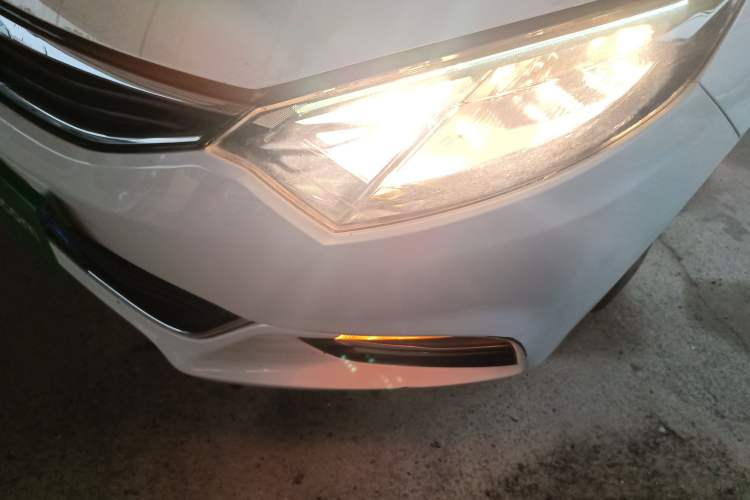 Used CHANGAN Eado 2013 1.6L Manual ZhiKu Model China IV Standard Left Front Headlight