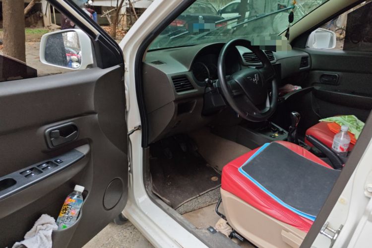 Used Wuling Hongguang 2014 1.5L S Standard Version
