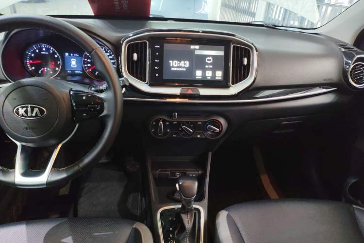 Used Kia kx1 Stonic 2021 1.4L CVT Fun Edition
