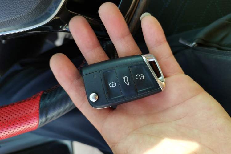 Used Jetta VS5 2022 280TSI Manual Advanced Trim
