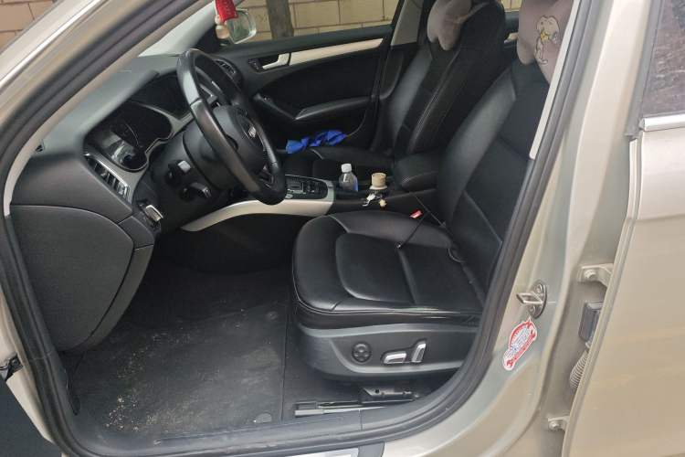 Used Audi A4L 2016 35 TFSI Collector's Edition Automatic Standard Model
