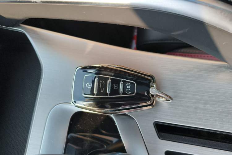 Used Geely Auto Coolray 2019 Sport Version 260T DCT Battle China VI Standard
