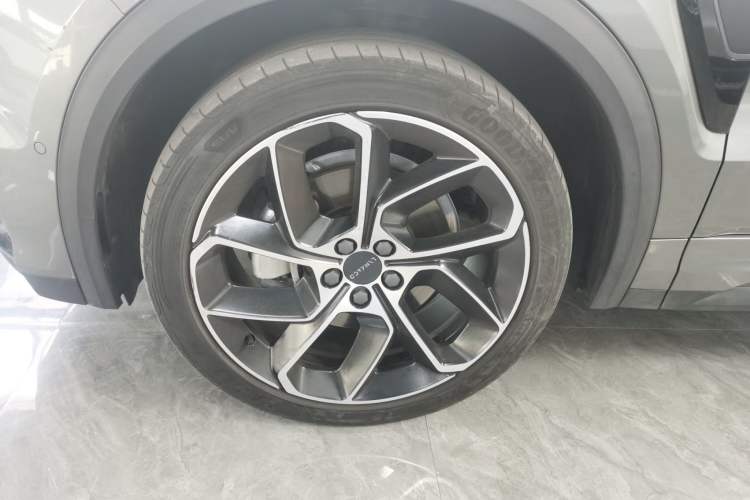 Used Lynk & Co 05 2020 2.0TD Two-Wheel Drive Shine Halo
