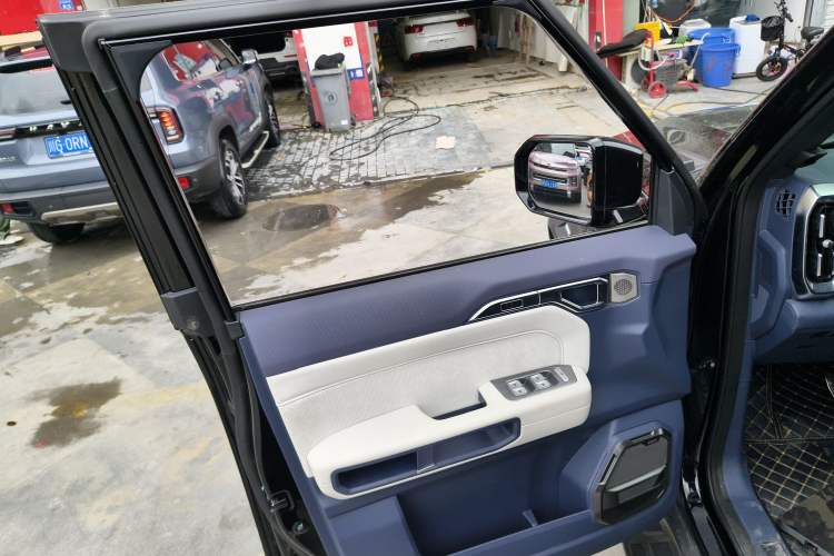 Used JETOUR Traveler C-DM 2024 C-DM 208KM Mountain & Wilderness Edition
