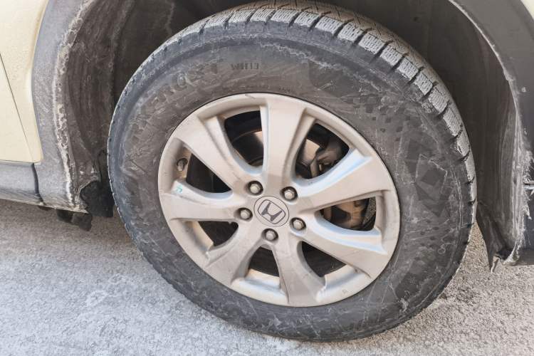 Used Honda CR-V 2012 2.0L two-wheel drive urban version
