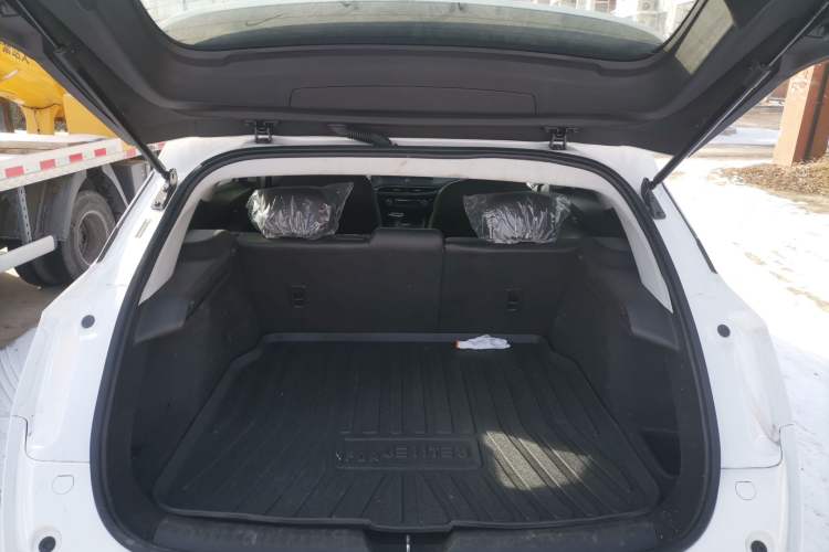 Used Buick Velite 6 2023 430km Range Commuter Version