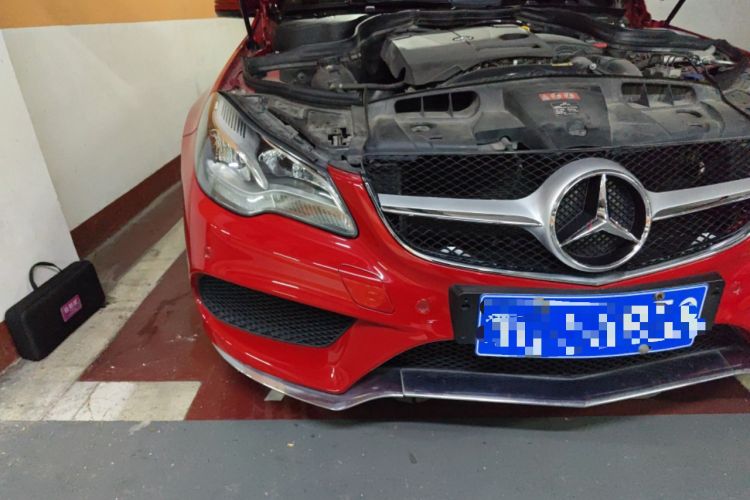 Used Mercedes-Benz E-Class 2014 E 200 Coupe Right Front Headlight