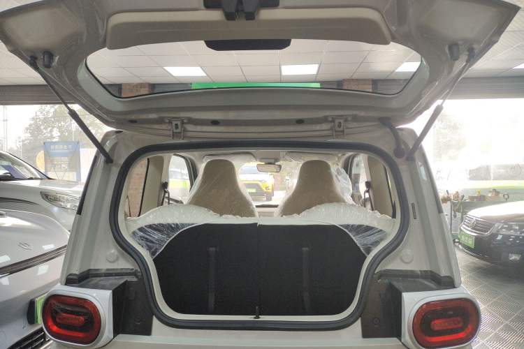 Used Wuling Hongguang MINIEV 2024 3rd Generation 215km Youth Edition
