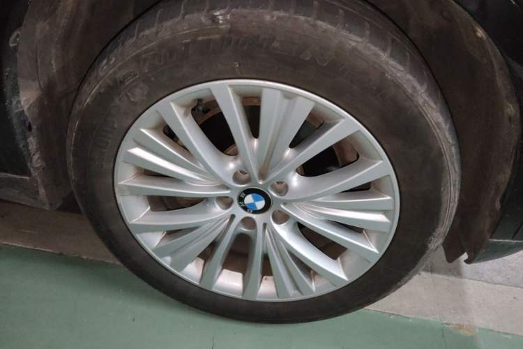 Used BMW X5 2017 xDrive28i
