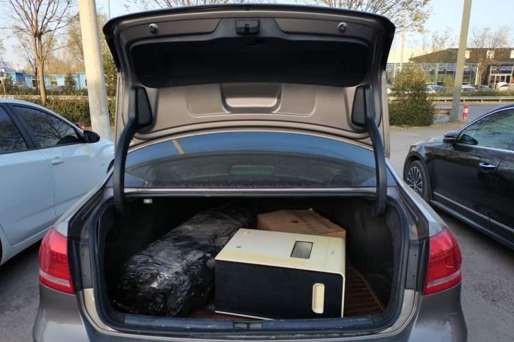 Used Volkswagen Passat 2014 1.8TSI DSG Prestige Navigation Edition
