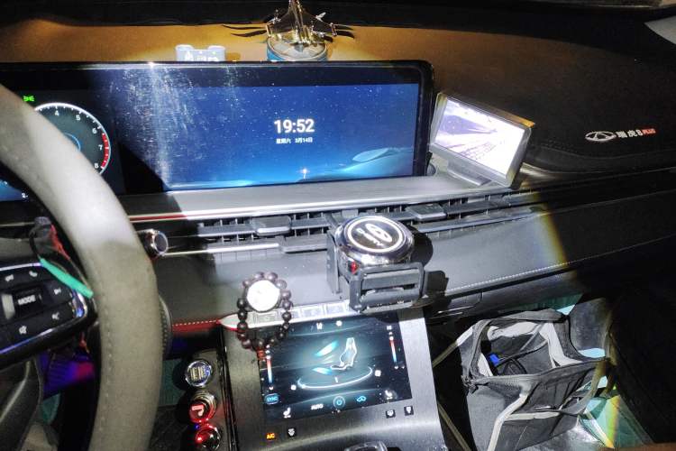 Used Chery Tiggo 8 PLUS 2021 290TGDI DCT Luxury Edition