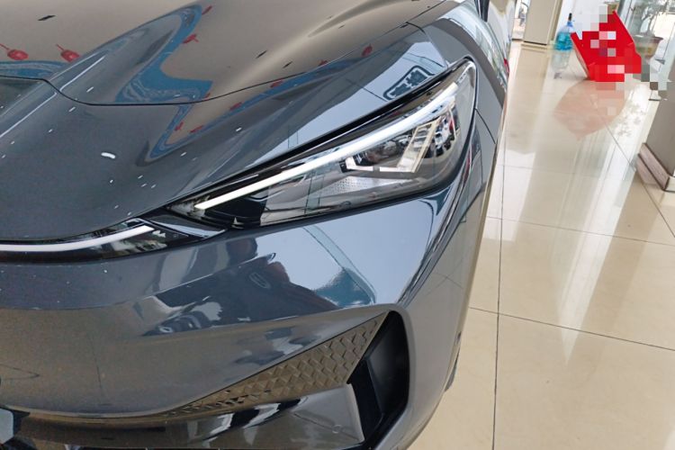 Used Volkswagen ID.UNYX 2024 Pro Long-Range Version Left Front Headlight