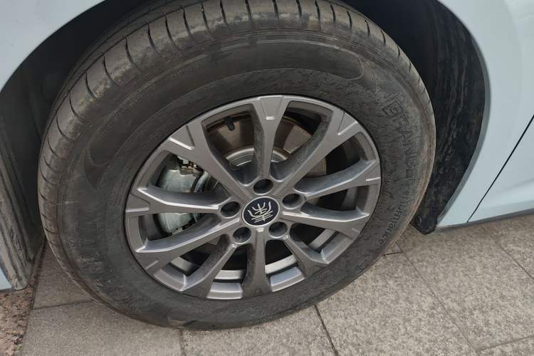 Used BYD Qin L 2024 DM-i 80KM Leading Model
