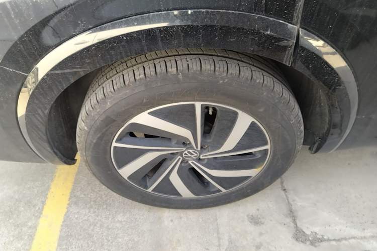 Used Volkswagen Viloran 2024 330TSI Luxury Edition