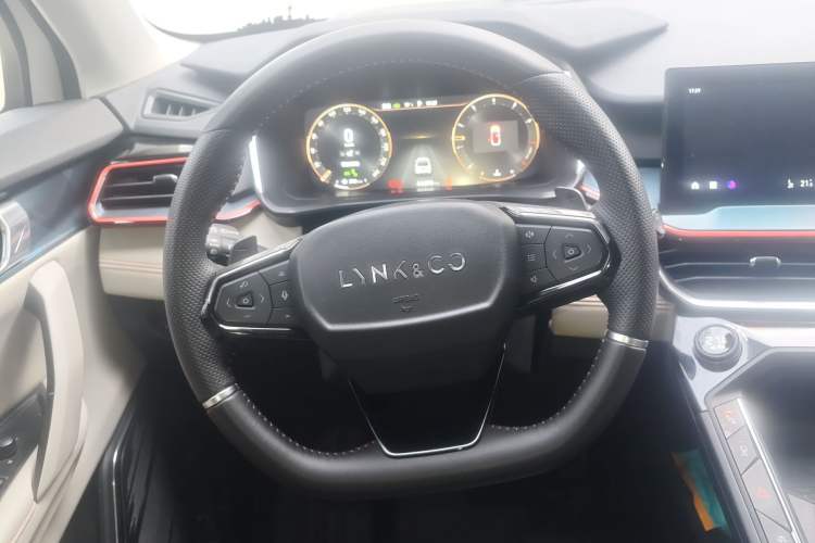 Used Lynk & Co 06 2020 1.5T YAO Halo