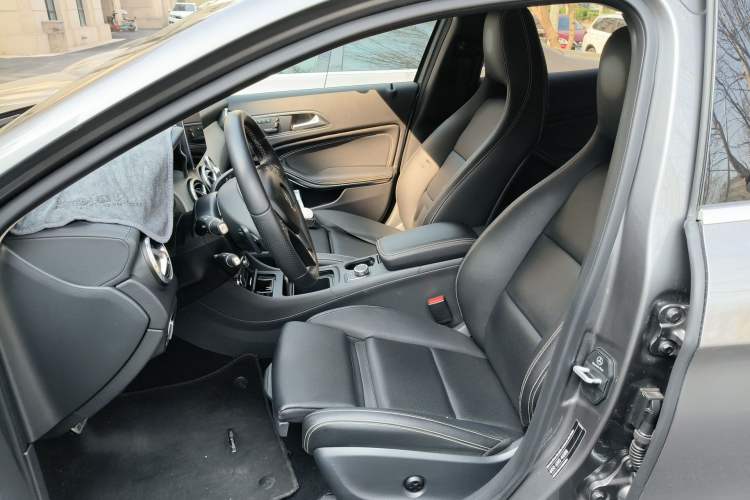 Used Mercedes-Benz GLA 2016 GLA 220 4MATIC Luxury Model