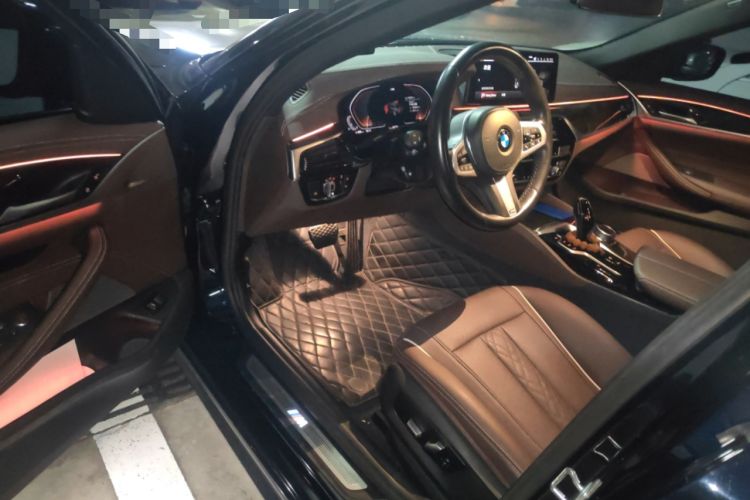 Used BMW 5 Series 2022 Restyled 525Li M Sport Package Driver Seat