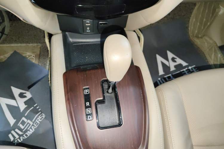 Used Nissan X-Trail 2016 2.0L CVT Smart Enjoyment Version 4WD
