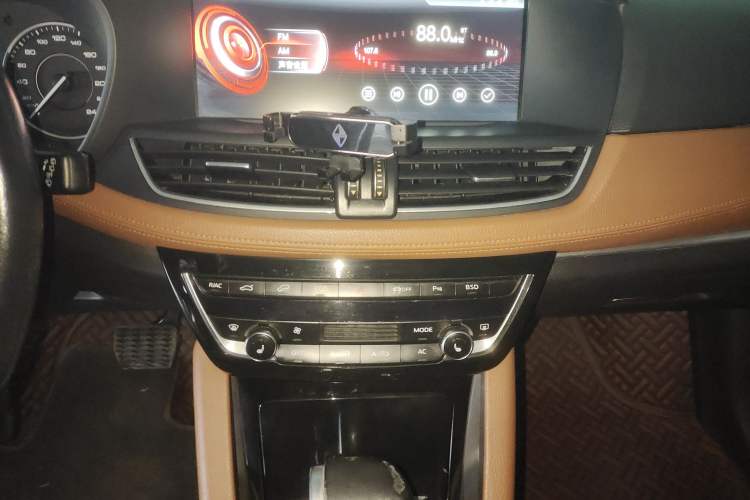 Used BORGWARD BX7 2016 28T Four-wheel Drive Flagship Version 7 Seats
