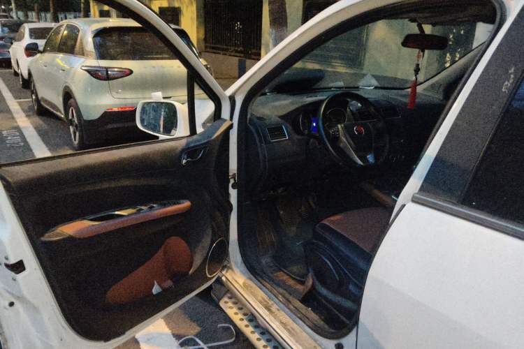 Used FORTHING Joyear X5 2015 1.6L Manual Luxury Model