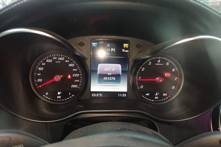 Used Mercedes-Benz GLC 2019 GLC 260 L 4MATIC Luxury Model Instrument Cluster