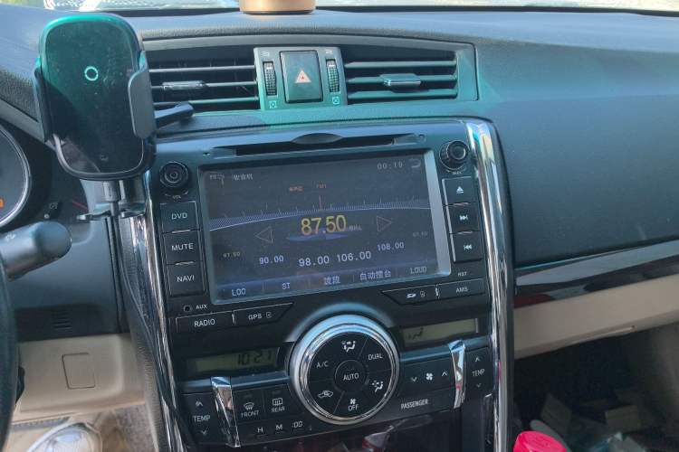 Used Toyota Reiz 2012 2.5V Fengdu Elite Stylish Edition Audio And AC Panel