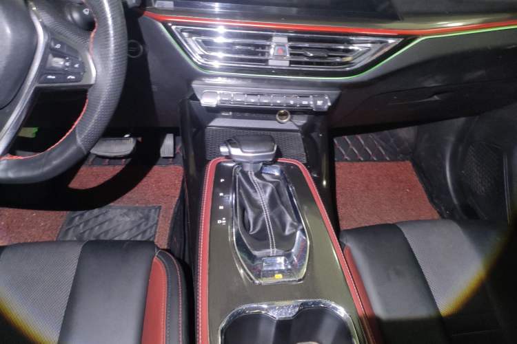 Used Oshan X5 2021 Revised Version 1.5T DCT Luxury Edition
