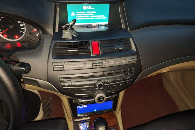 Used Honda Accord 2012 2.0L SE