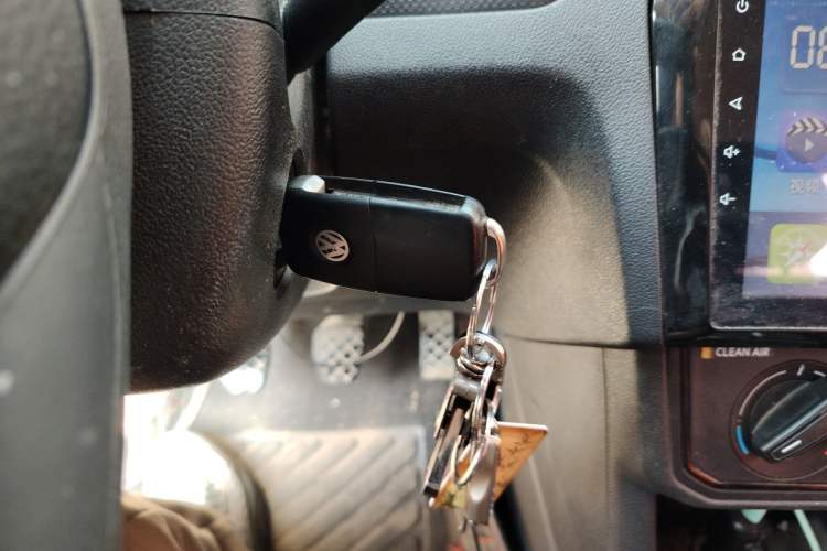 Used Volkswagen Jetta 2017 1.4L Manual Fashion Edition
