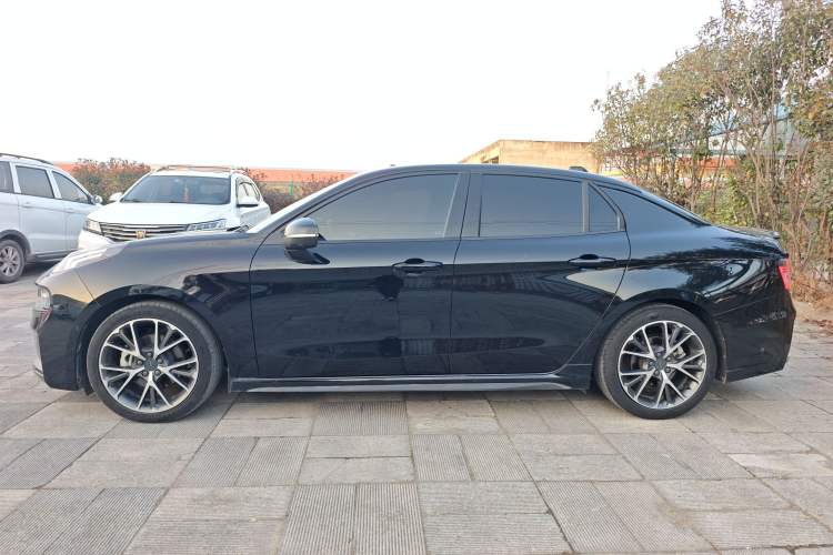 Used Lynk & Co 03 2022 2.0TD DCT JingPro