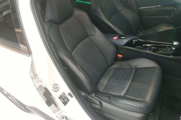 Used Toyota C-HR 2021 2.0L Luxury Edition
