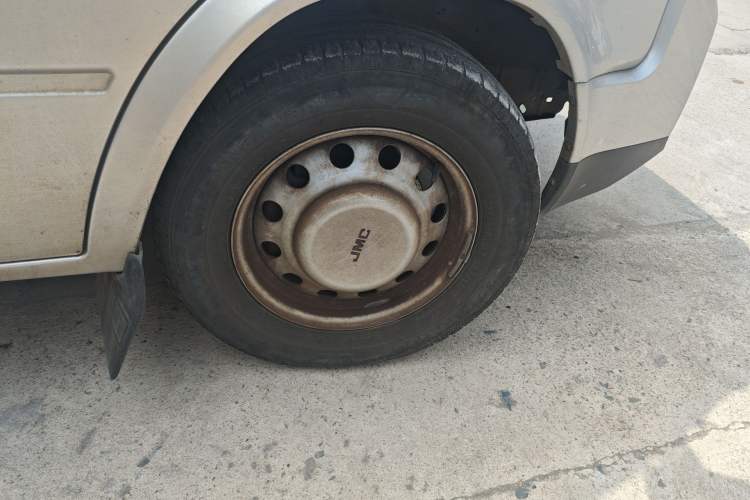 Used JMC Transit 2021 2.8T Space King Taurus Long Wheelbase Mid-Height Rear Single Tire – Step 6-Seater Diesel Euro VI JX493