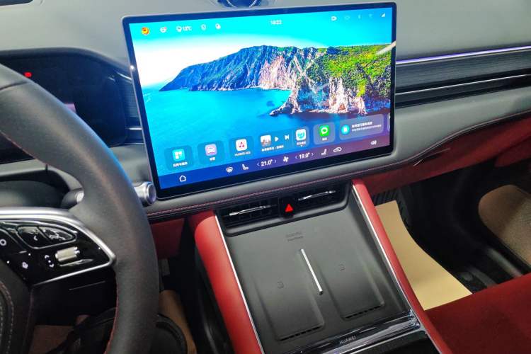 Used Hima AITO M5 2025 Extended-Range Ultra All-Wheel-Drive Version
