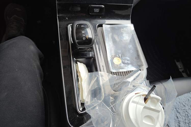 Used Bestune T90 2023 1.5T DCT Automatic Luxury Edition Gear Lever