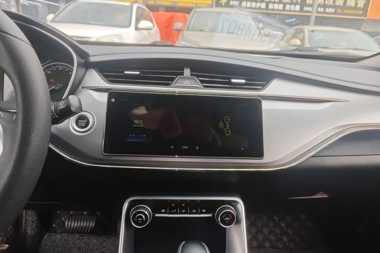 Used Geely Auto Binray 2019 200T DCT Binchi Edition Audio And AC Panel