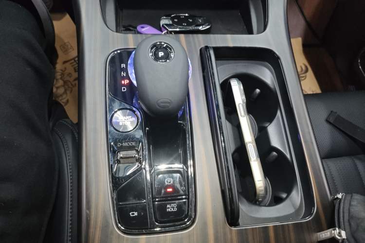 Used GAC Trumpchi M8 2023 Zongshi Series Dual-Motor Supreme Edition
