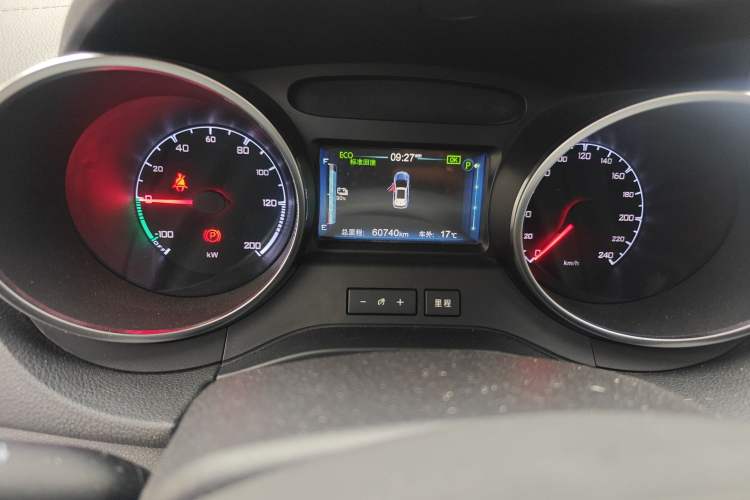 Used BYD Yuan New Energy 2018 EV360 Smart Connect Cool Edition Odometer Close Up