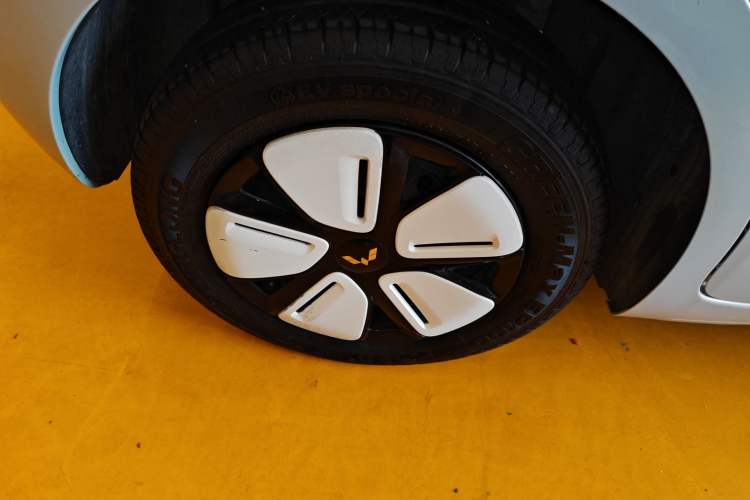 Used Wuling Hongguang MINIEV 2025 Four-Door Version Premium Edition
