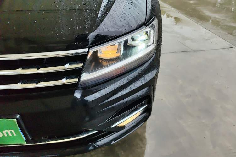 Used Volkswagen Tiguan L 2021 330TSI Automatic Two-Wheel Drive R-Line Enhanced Edition
