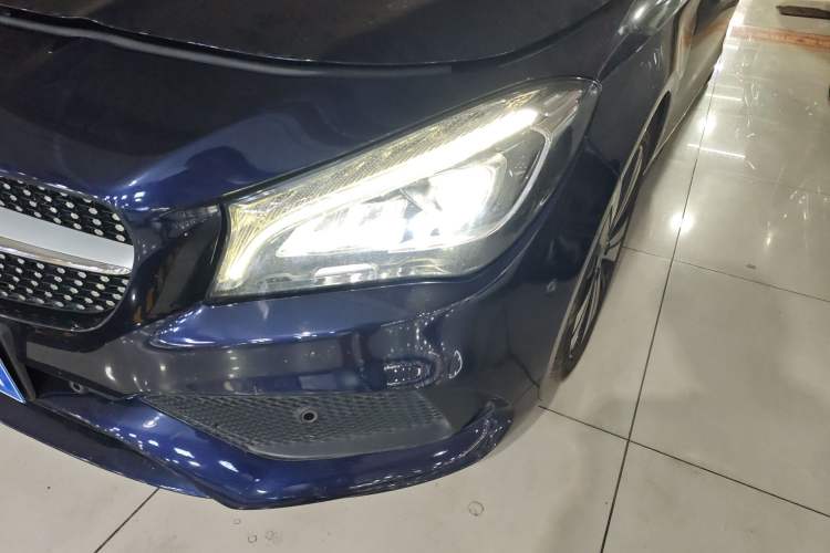 Used Mercedes-Benz CLA 2017 Facelifted CLA 200 Stylish Edition Left Front Headlight