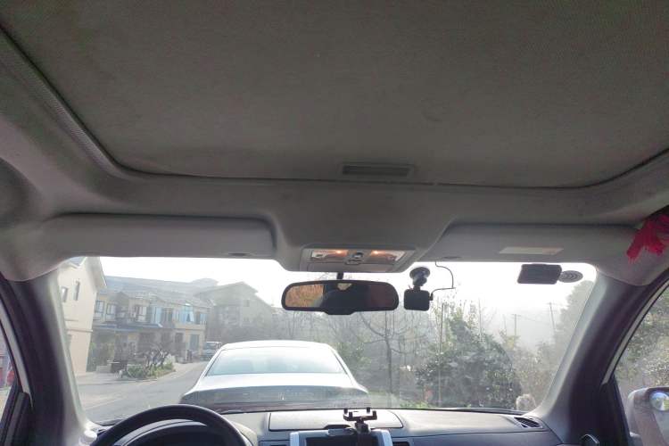 Used Dongfeng Fengdu MX6 2015 2.0L CVT Two-Wheel Drive Dream Edition
