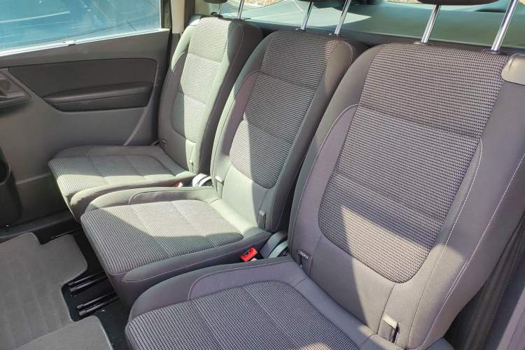 Used Volkswagen Sharan 2016 380TSI Comfort Edition 7-Seater
