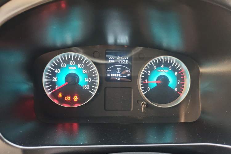 Used Jinbei Gold Hiace M Classic 2022 1.5L Engineering Lion Passenger Vehicle 6 Seats Instrument Cluster