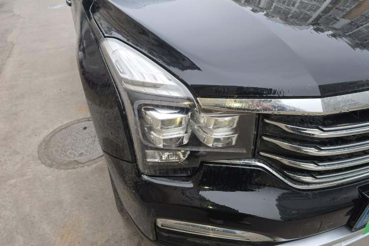 Used GAC Trumpchi GS8 2017 320T Two-Wheel Drive Luxury Smart Connectivity Version (7 Seats)
