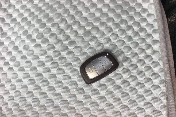 Used Hyundai ix35 2015 2.0L Automatic 2WD Smart Type China IV
