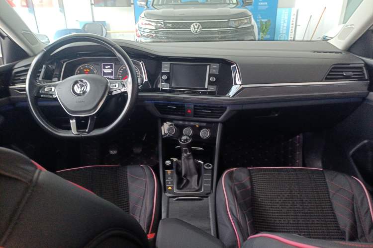 Used Volkswagen Sagitar 2020 200TSI Manual Comfort Version China VI Standard