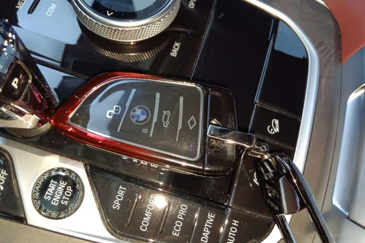 Used BMW X5 2022 Restyled xDrive 30Li Luxury Version M Sport Package
