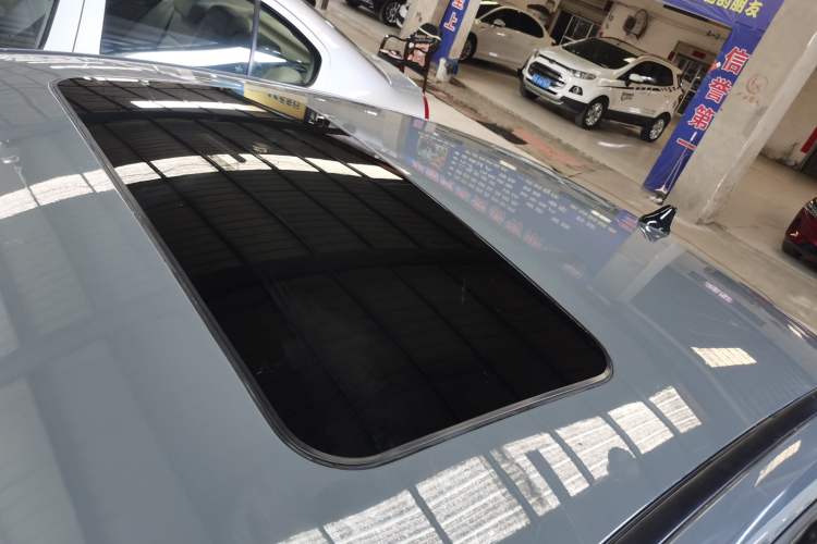 Used Hyundai Elantra 2021 1.5L CVT LUX Prestige Edition