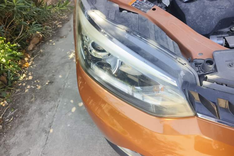 Used MG GS 2016 1.5TGI TST Luxury Edition Right Front Headlight