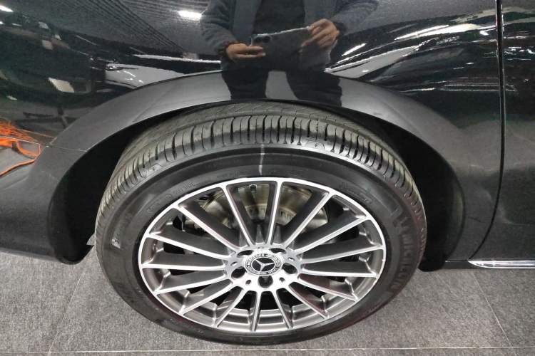 Used Mercedes-Benz E-Class 2022 Second Facelift E 260 L